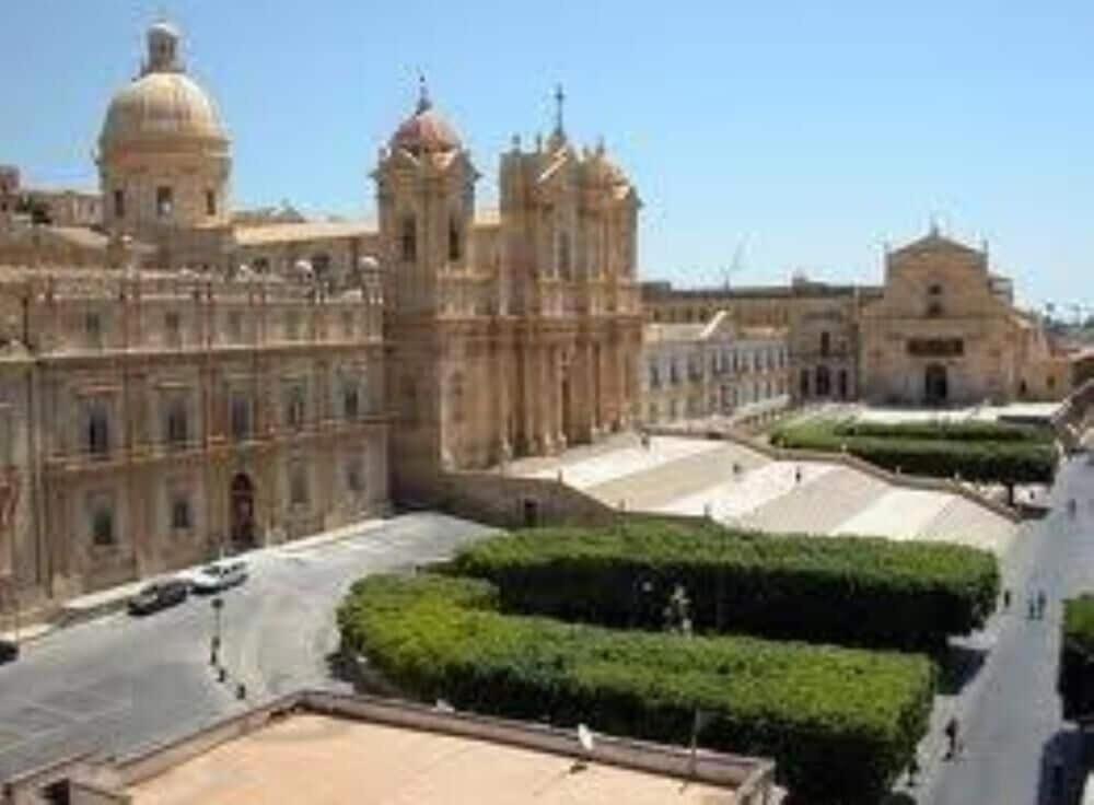 Vila Casa Paolo In Val Di Noto Calabernardo Exteriér fotografie