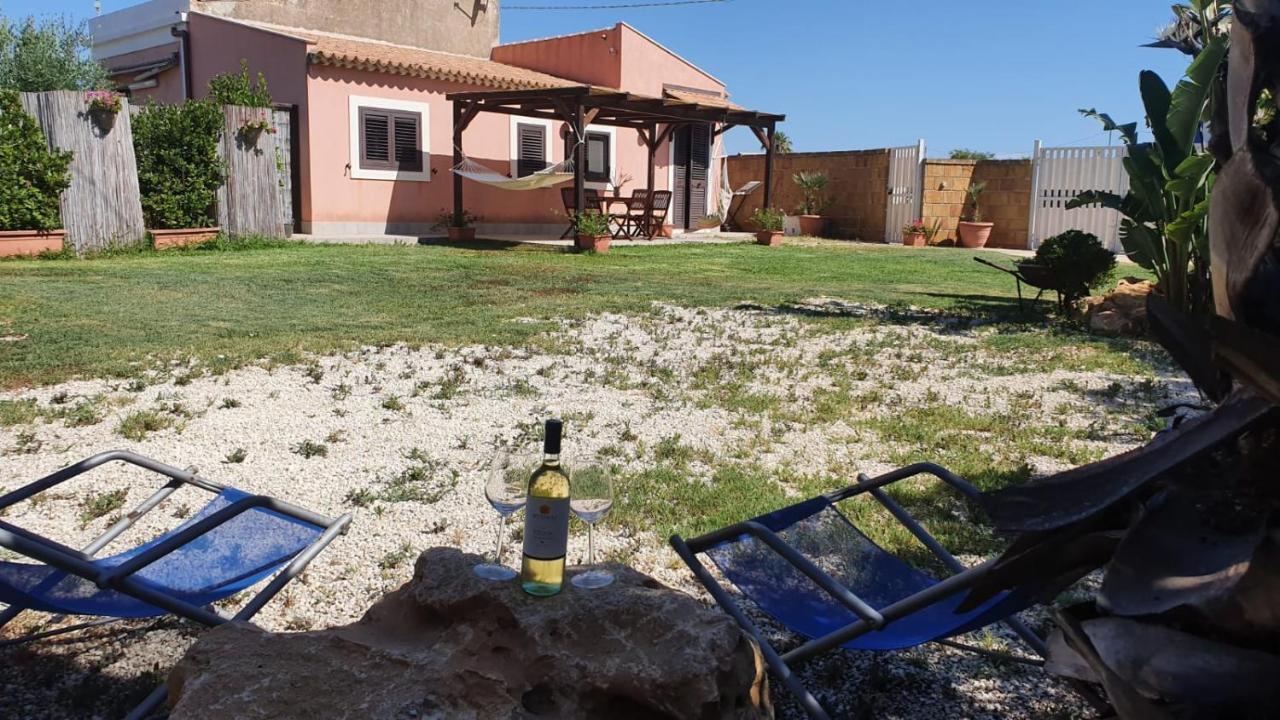 Vila Casa Paolo In Val Di Noto Calabernardo Exteriér fotografie